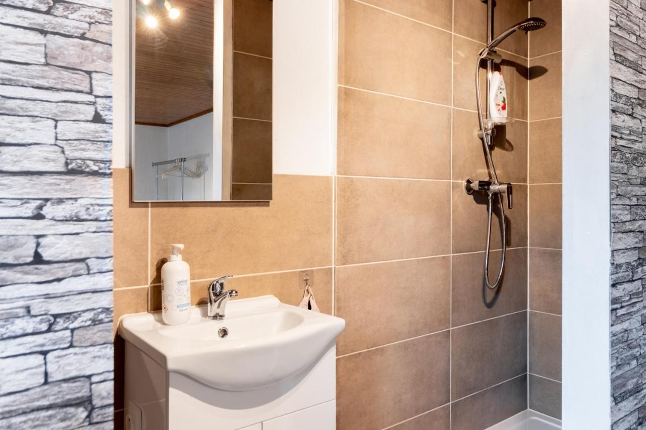 Homestay Gent-Merelbeke Self Check-In Service Melle Exterior photo