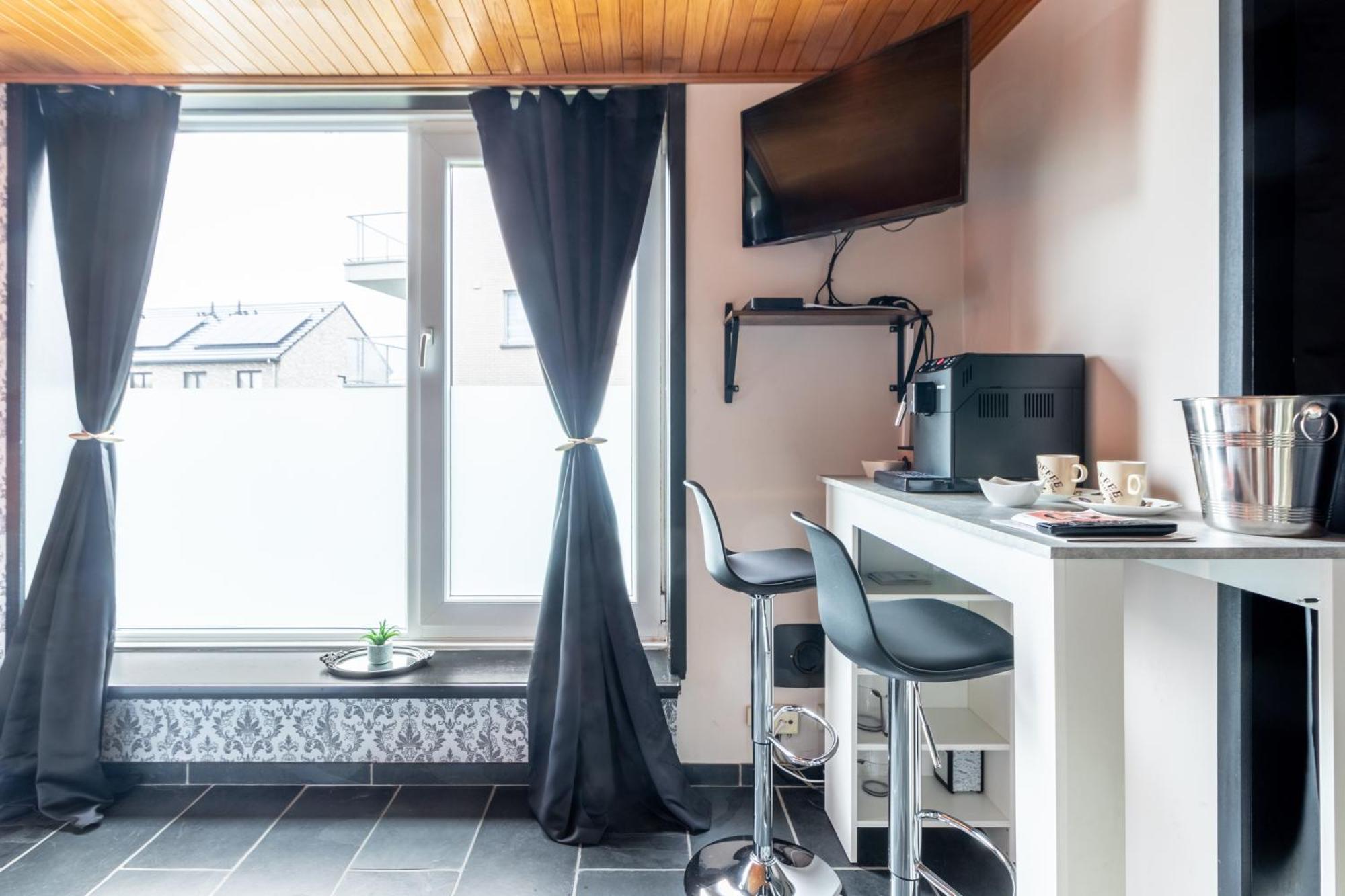 Homestay Gent-Merelbeke Self Check-In Service Melle Room photo